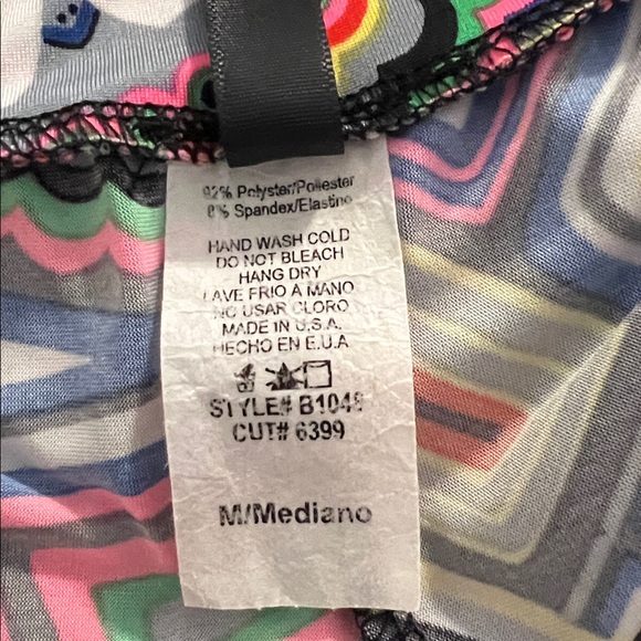 Wide-legged palazzo pants with colorful geometric patterns Size M - Picture 10 of 10